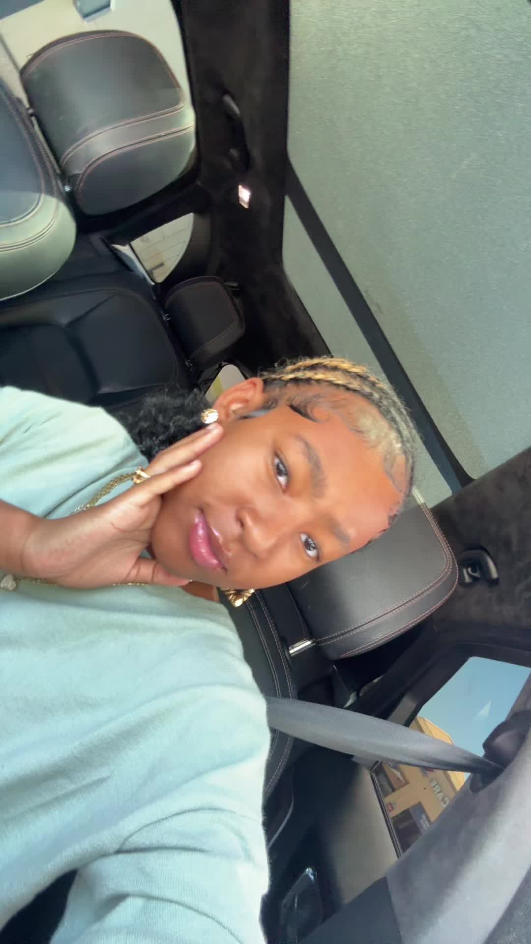 @beyondtrinity👸🏾