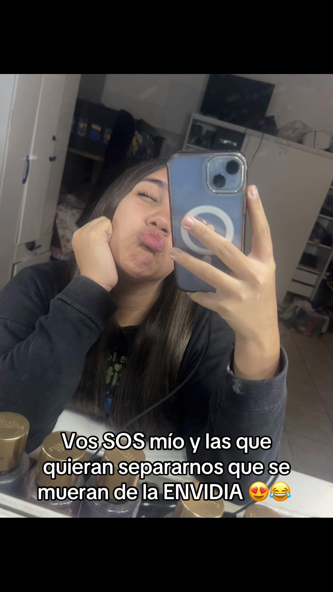 @𝓓𝓮𝓵𝓯𝔂 𝓐𝓻𝓮𝓫𝓪𝓵𝓸🩶