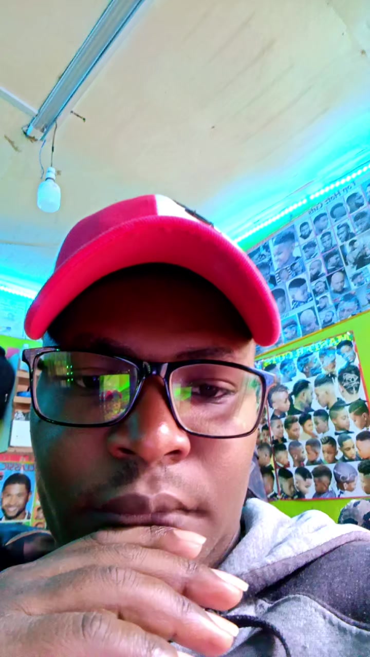 @kinyozi  Key cutting kenol