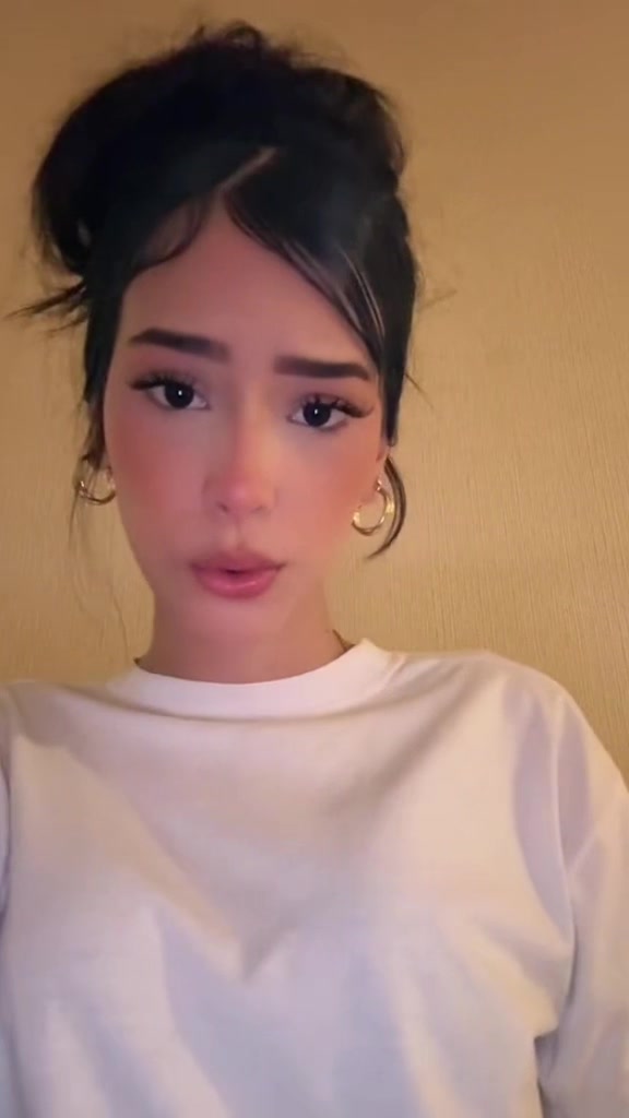 @ariannaaa