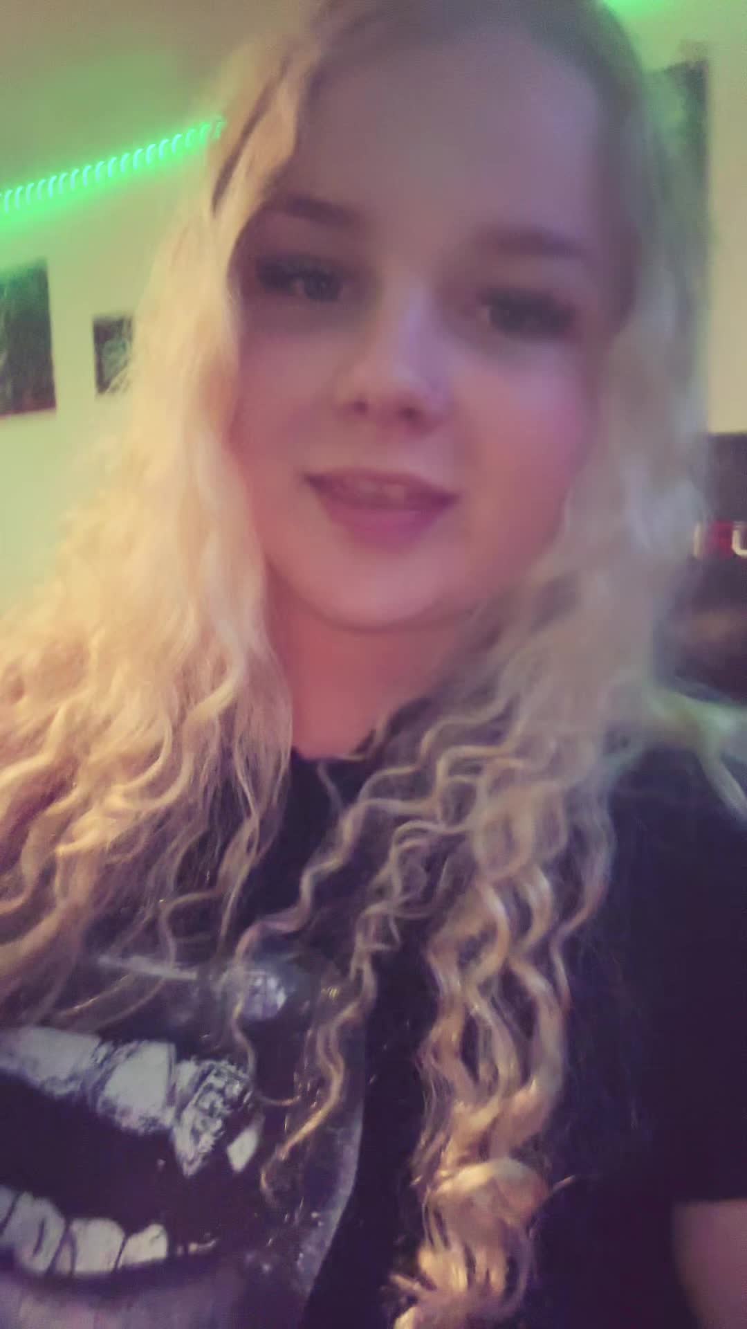 @haileycarey1