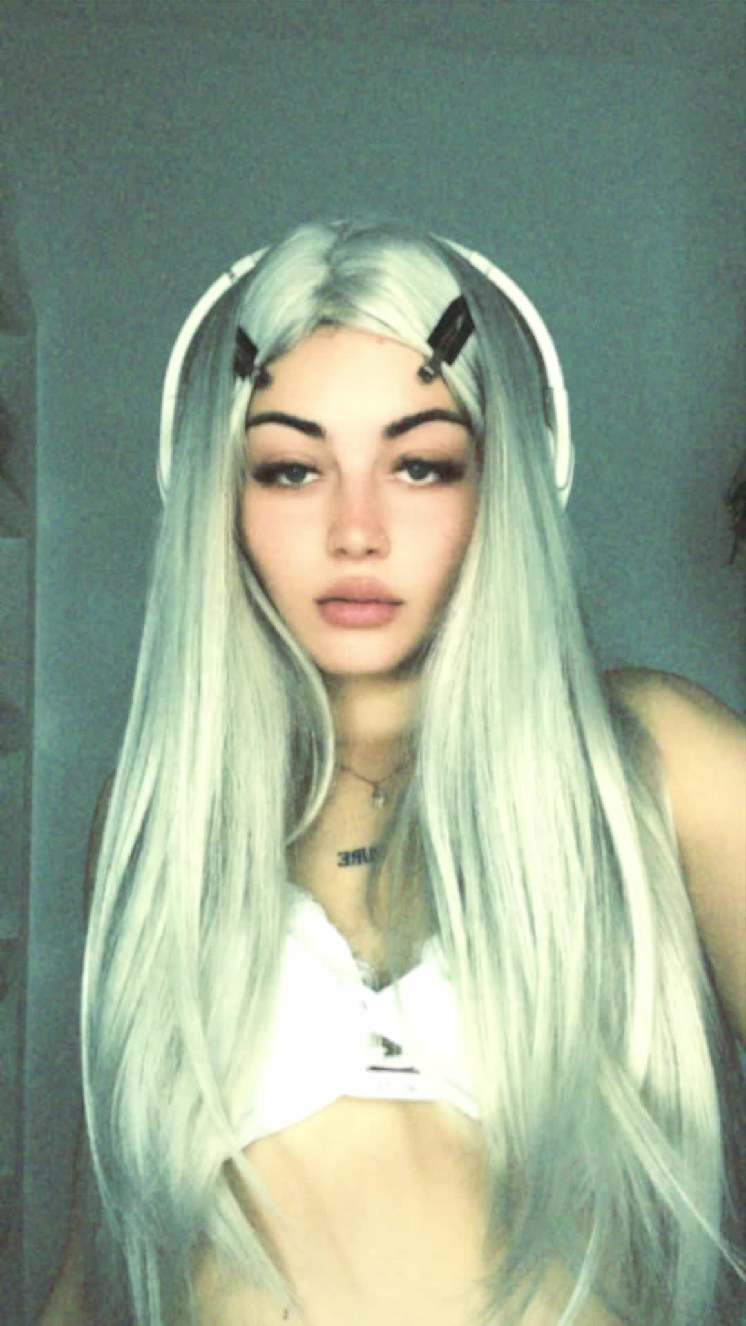 @linuschca
