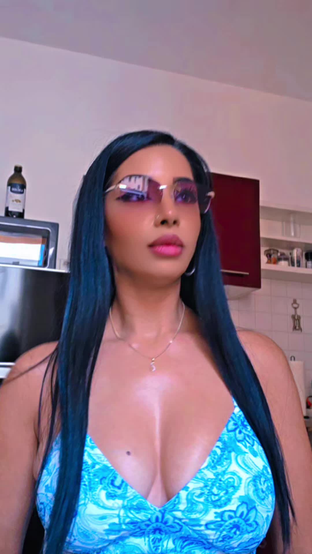 @Lavinia_Willson
