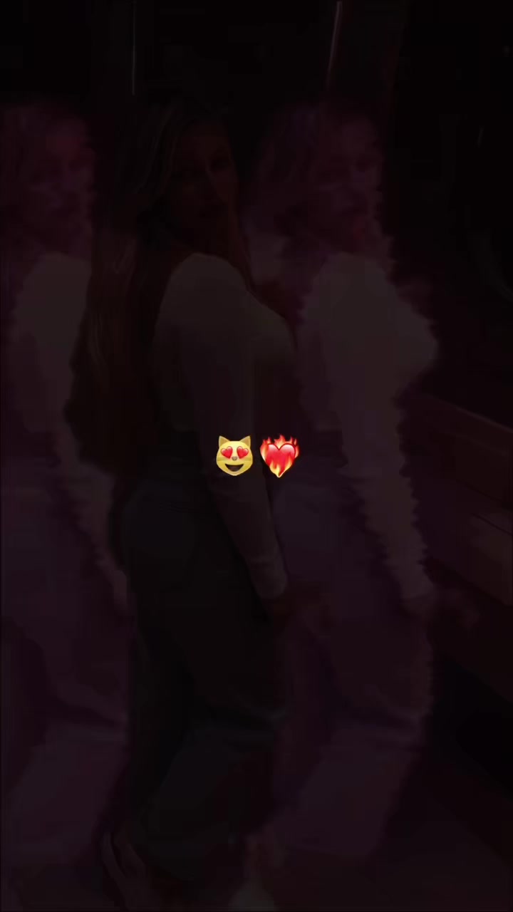 @🦋Tr&egrave;s Chic🦋