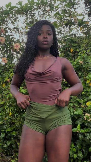 @kellysantos