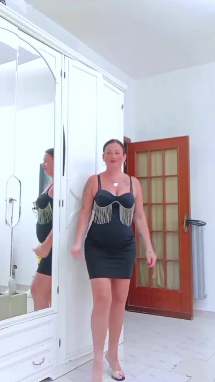 @ladeadelledee