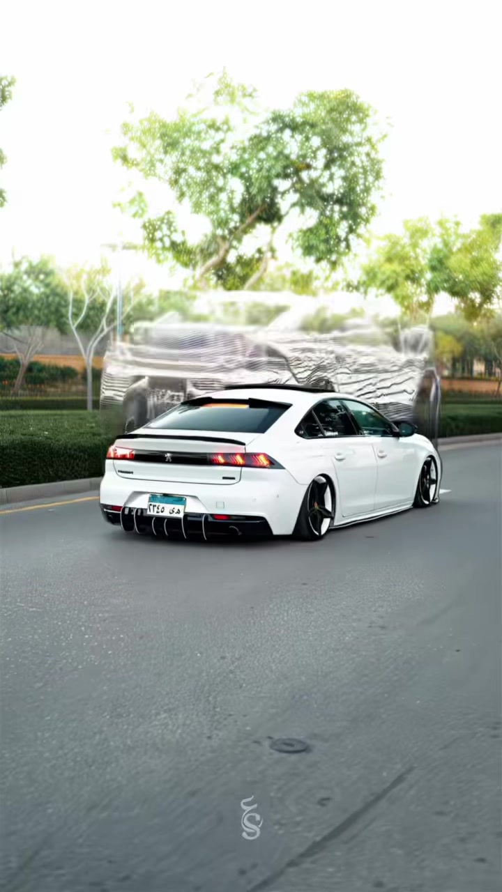 @Elzuuuuz