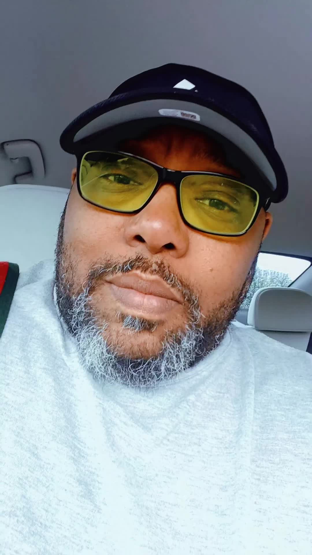 @whos.this77