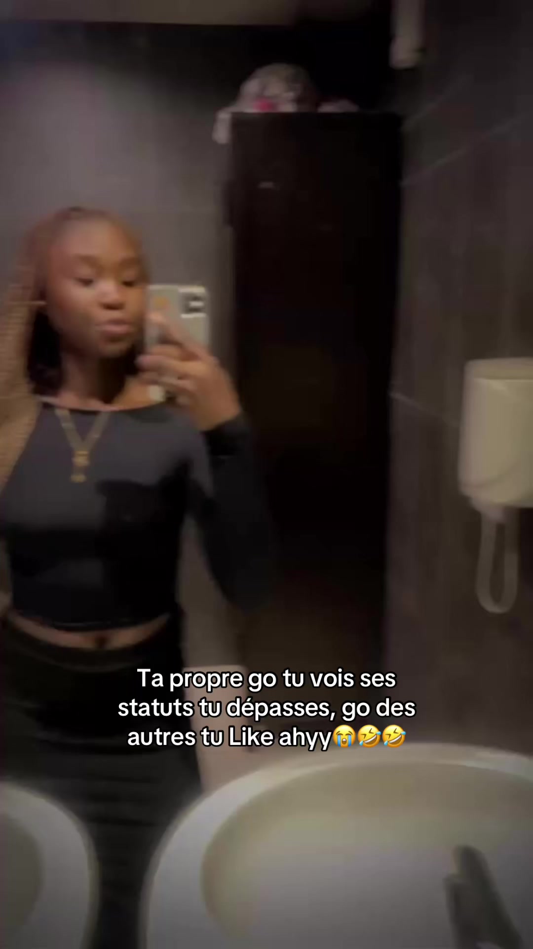 @La chinoise 🪭