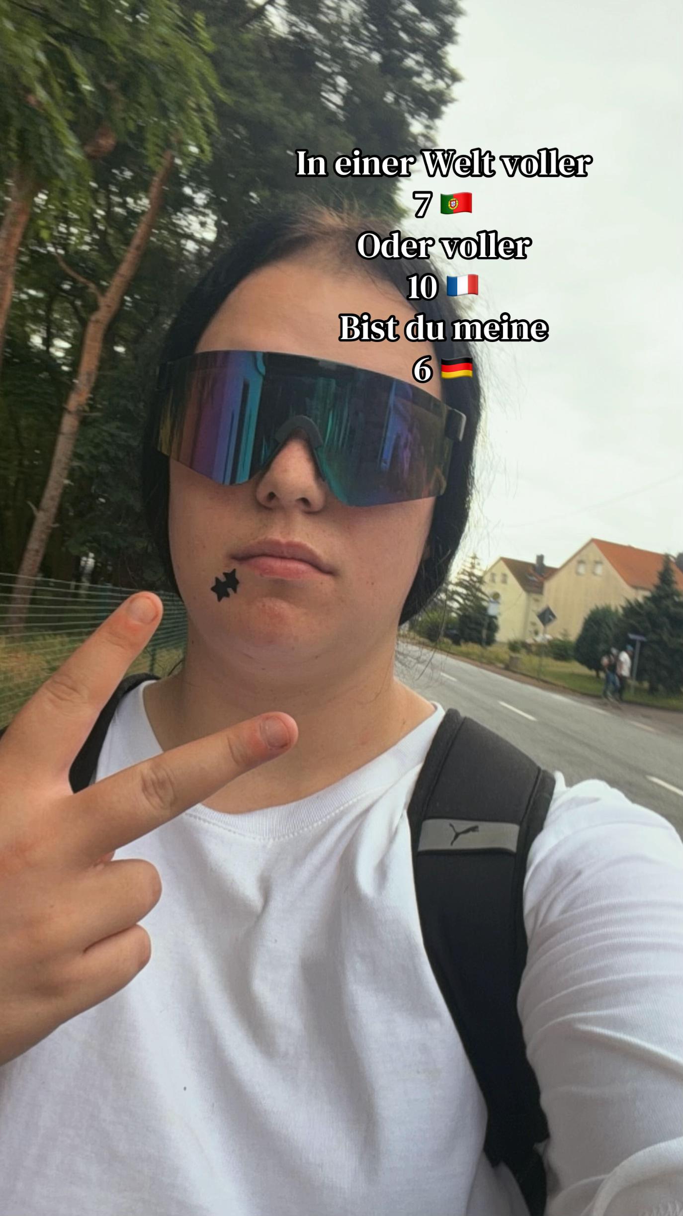 @Sissy 🇩🇪🦅