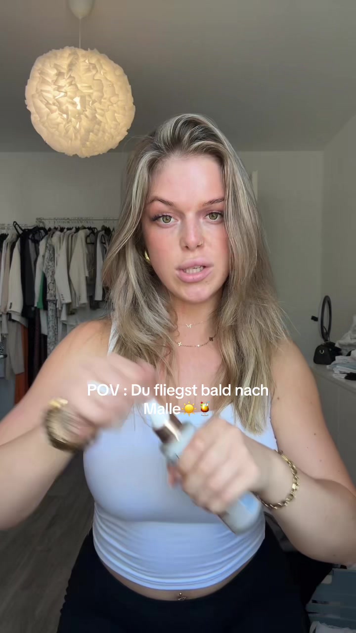 @lucyvlogs