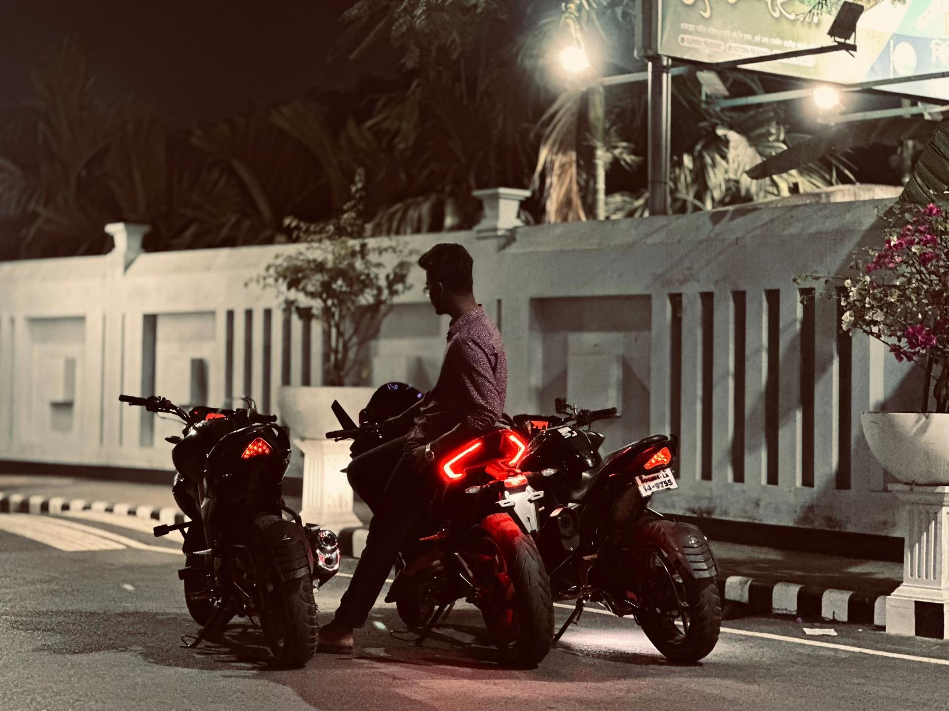 @⚜️Moushik❤️&zwj;🔥