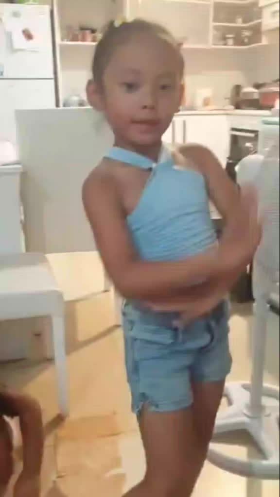 @anastacia