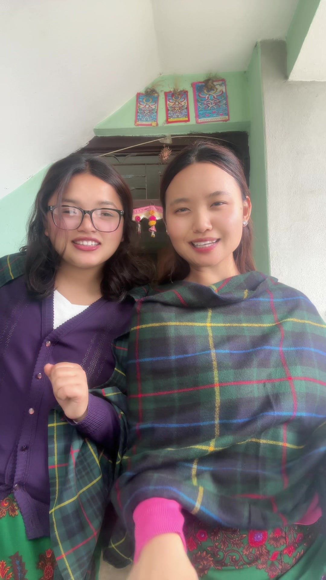 @Lisha Gurung