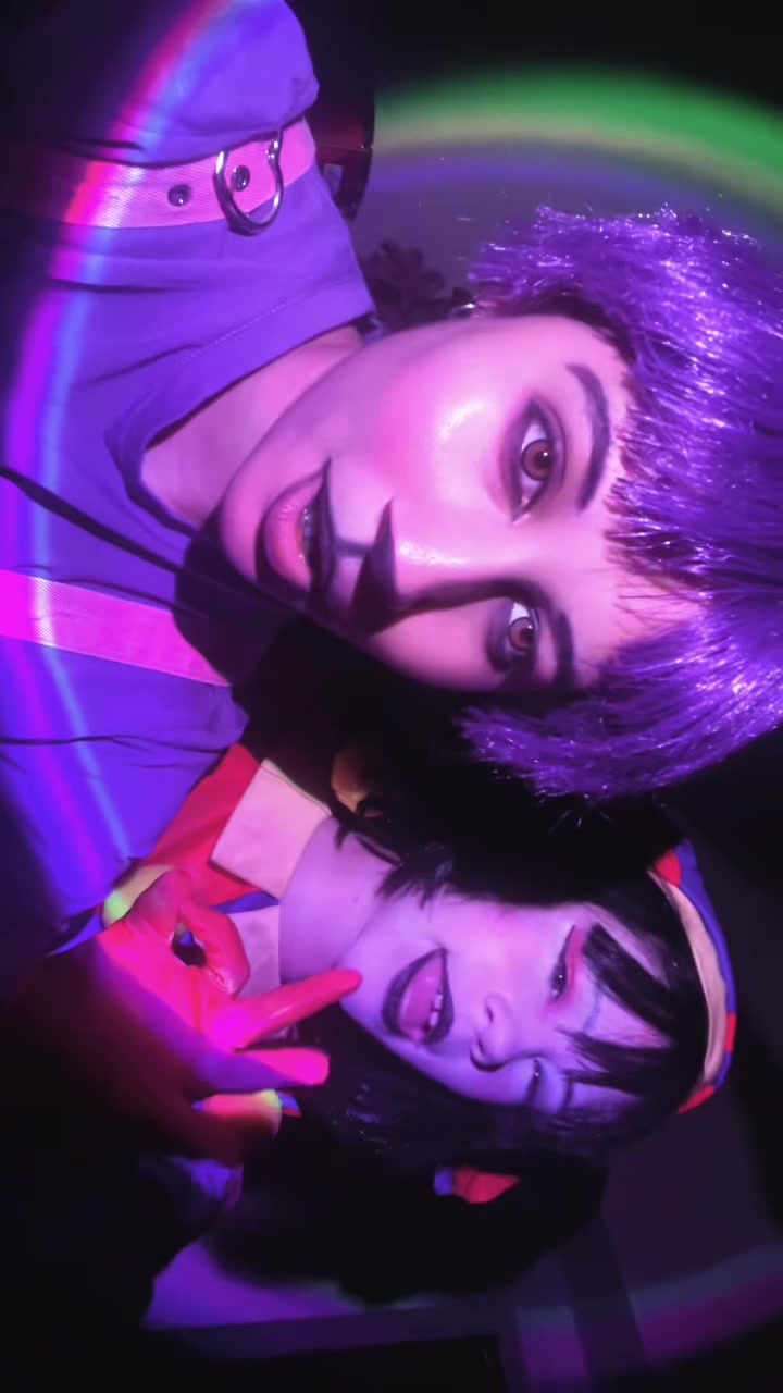 @Astrid Goth🍒