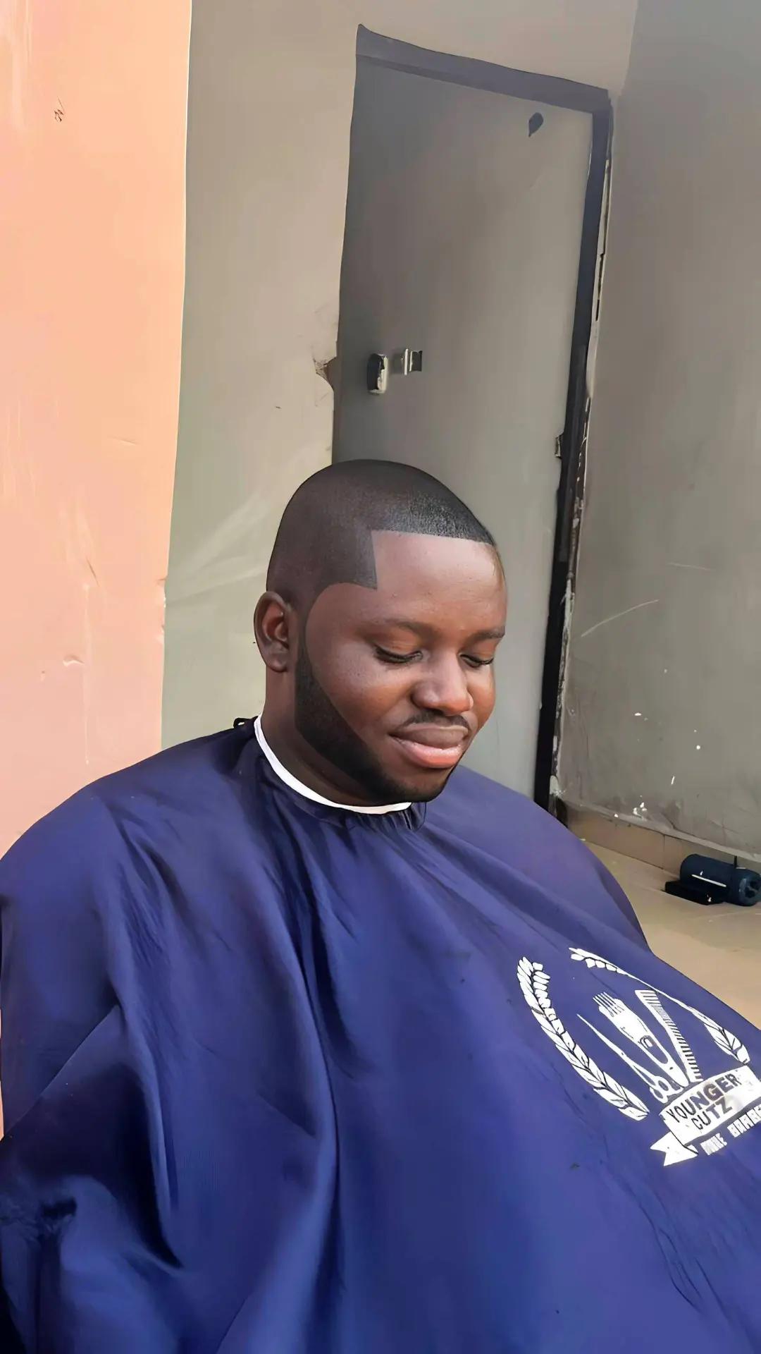 @★ 𝗬𝗼𝘂𝗻𝗴𝗲𝗿𝗰𝘂𝘁𝘇💈