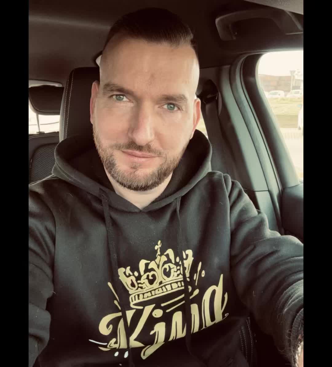 @Mr._H.