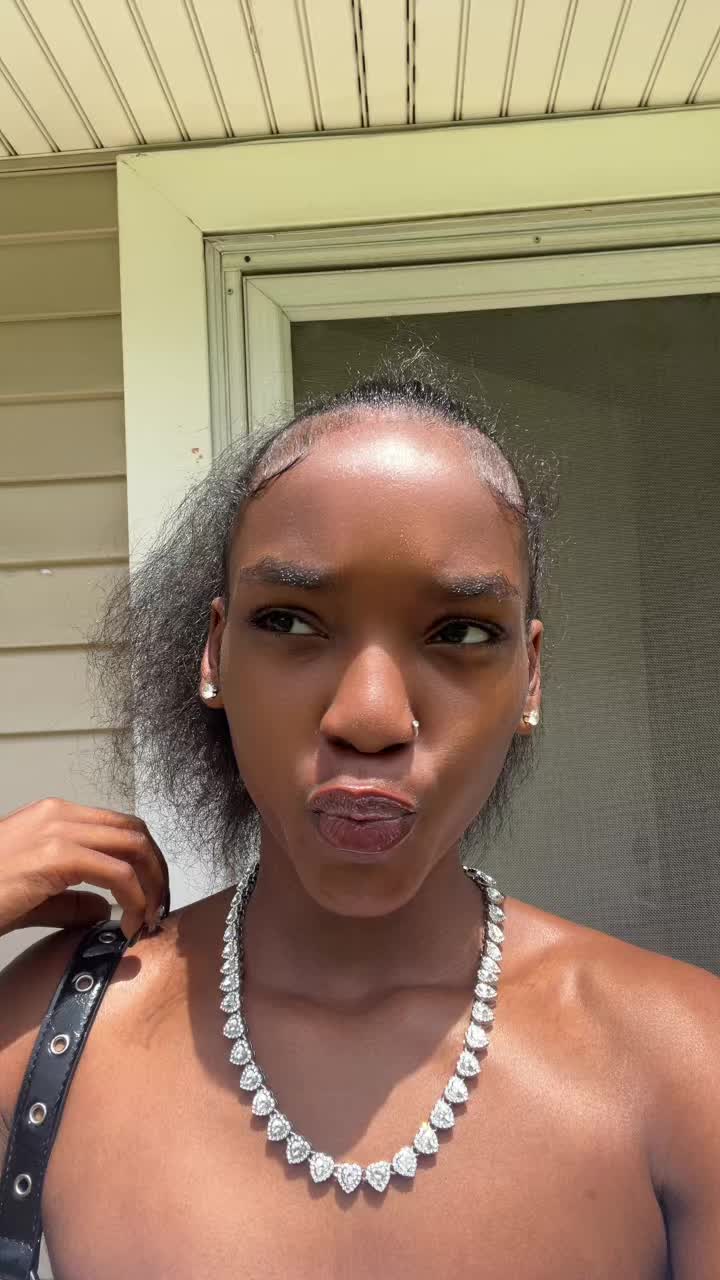 @nana💜✔️.