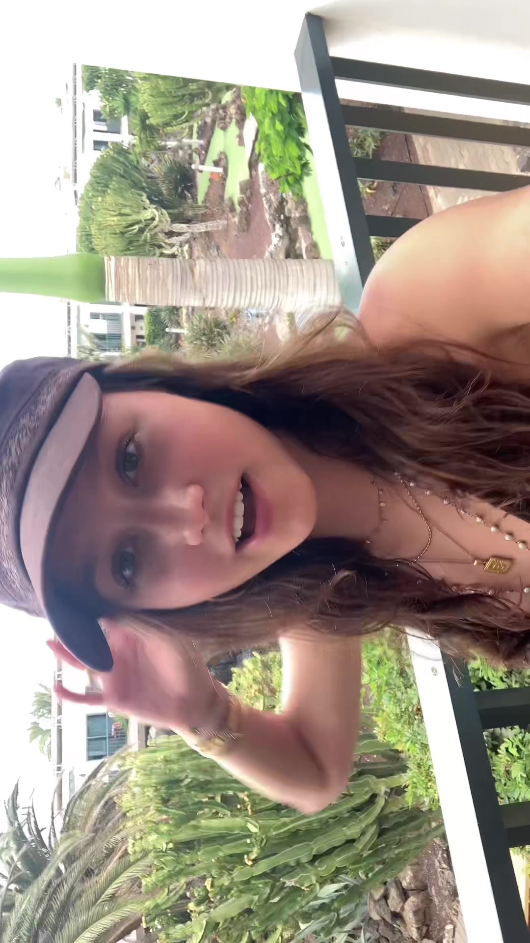 @𝒮