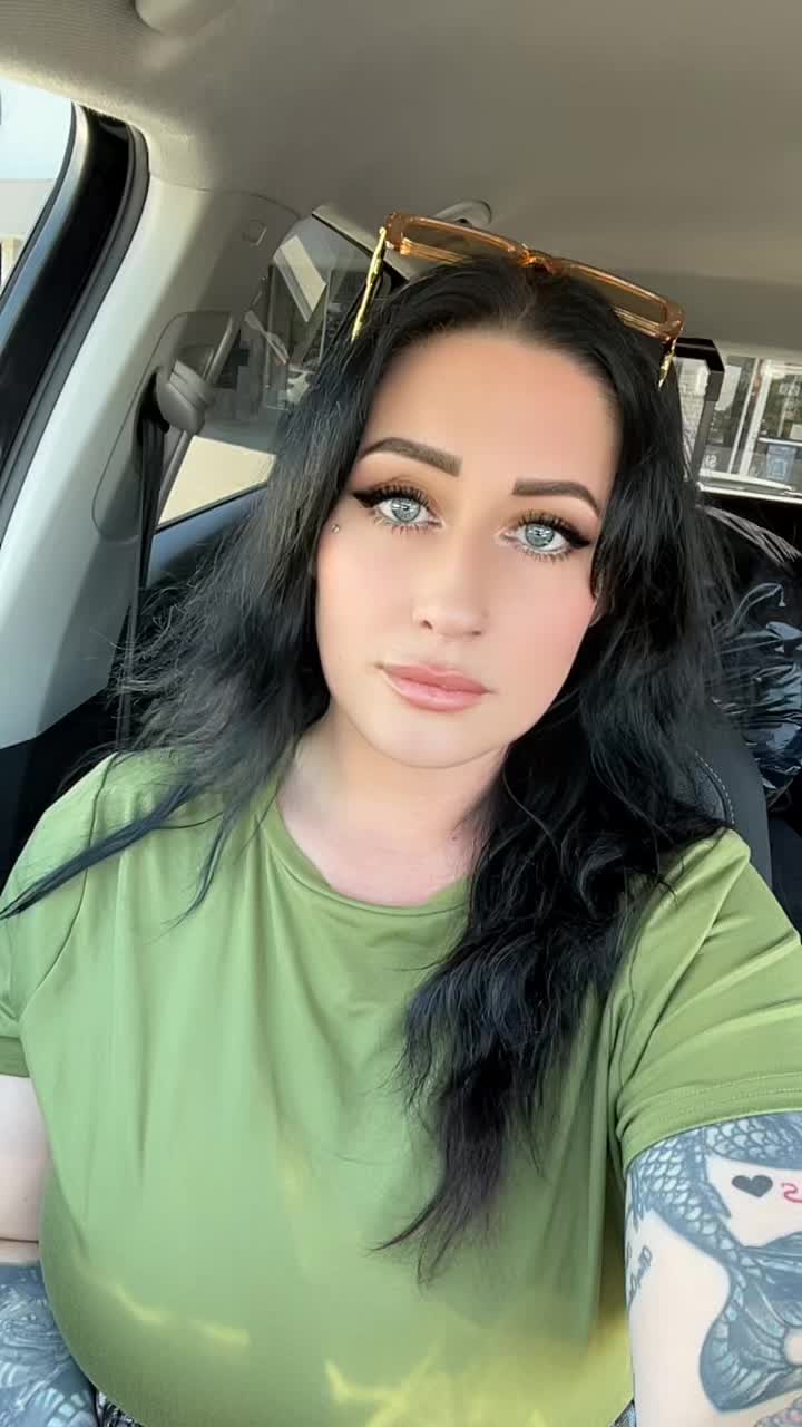 @Valentina Marie