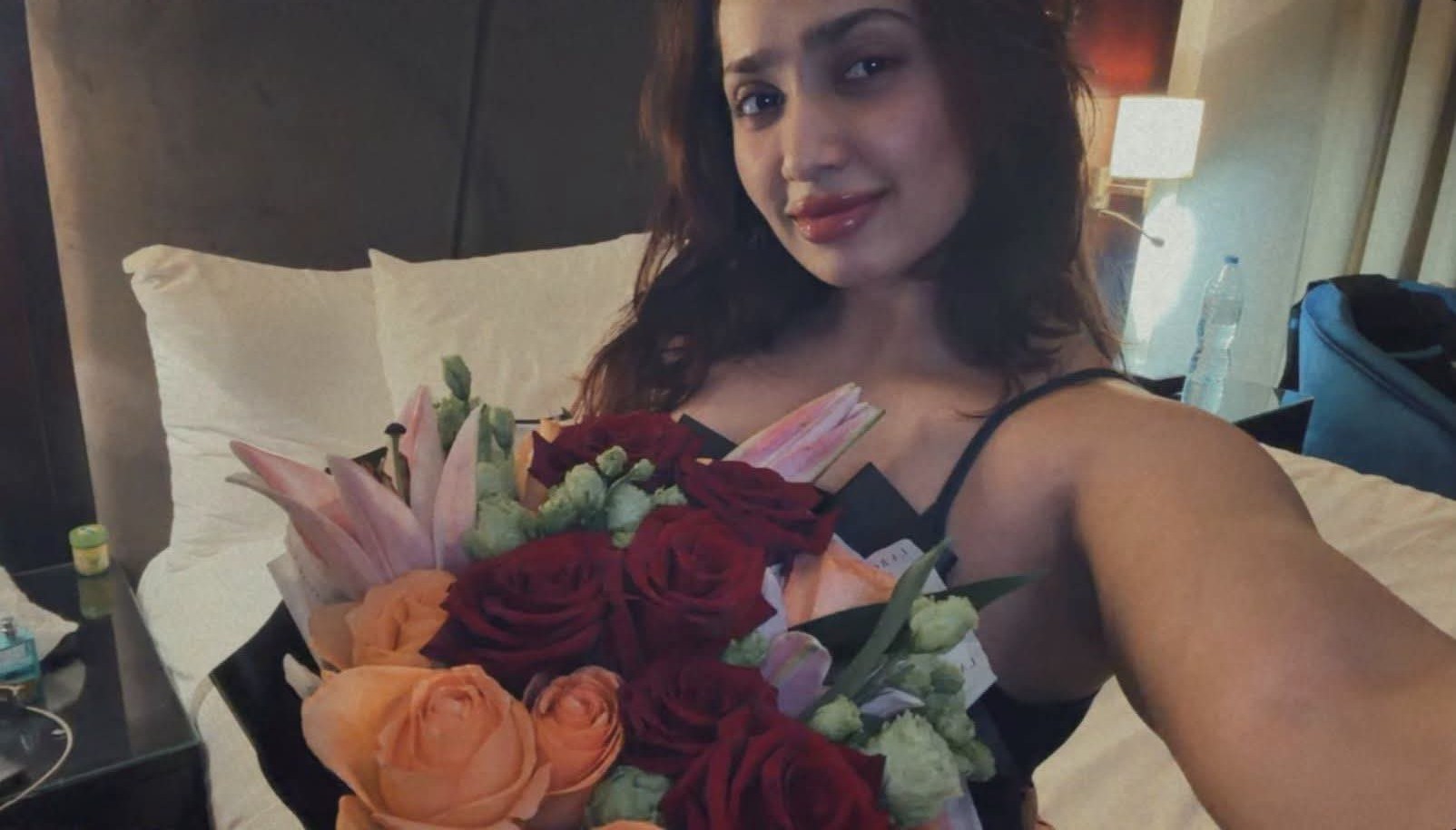 @Aditi Mistry Official