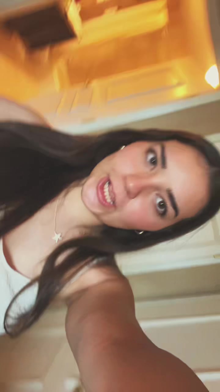 @annaballs