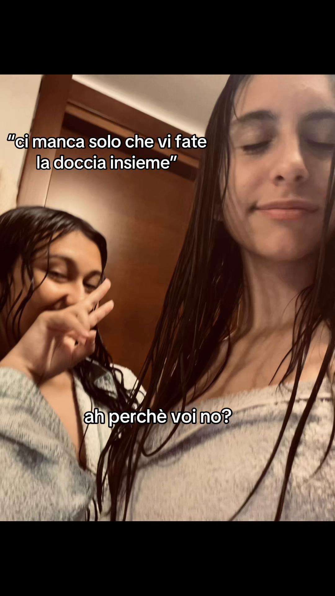 @🐰🐰