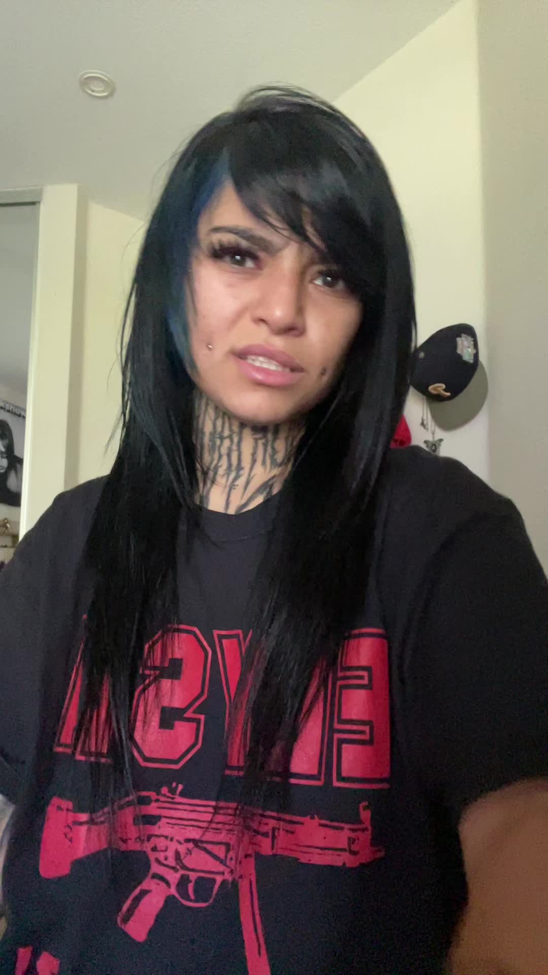@FREAKSHOW KEEZH🦇