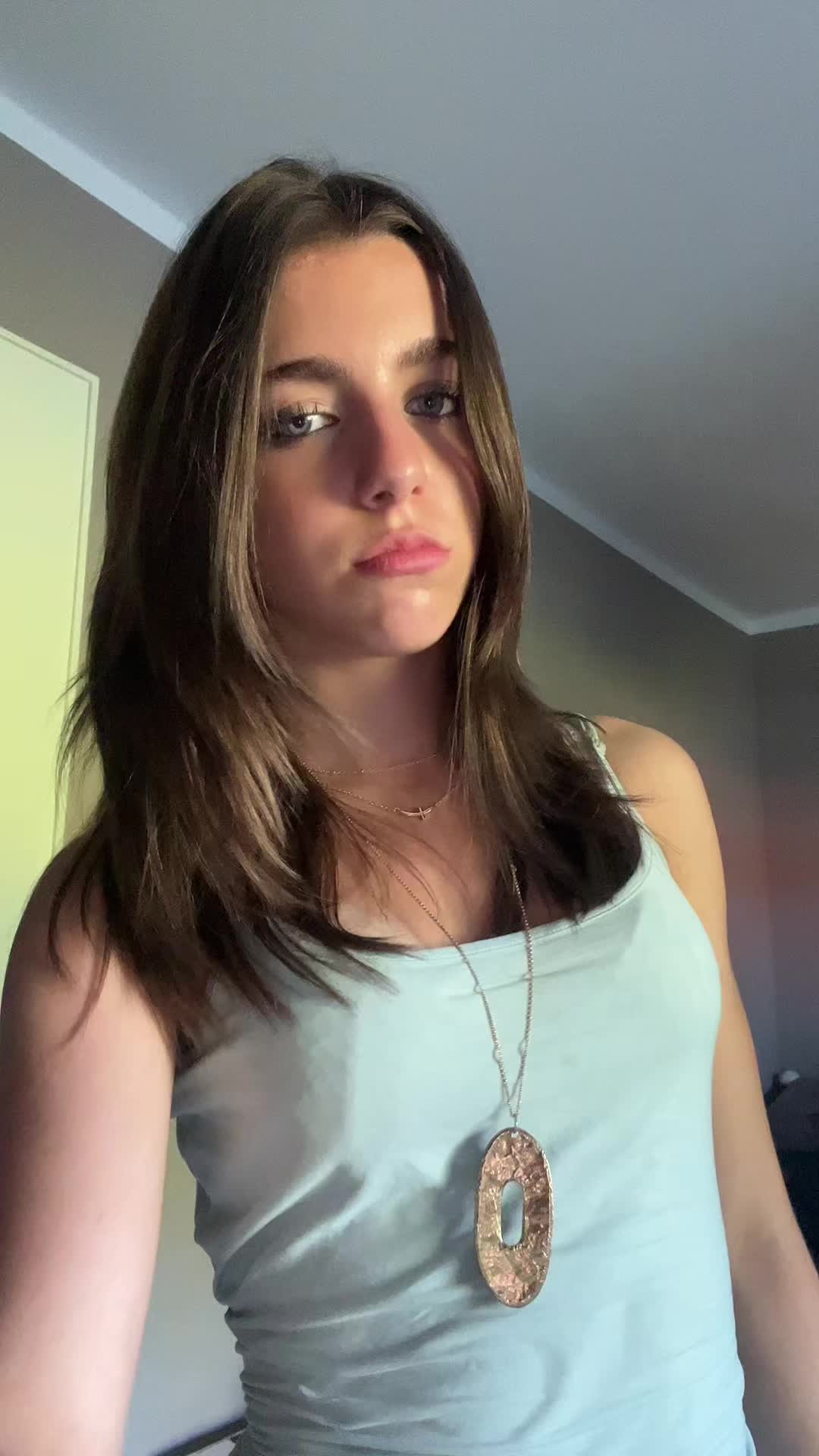 @Helena⭐️