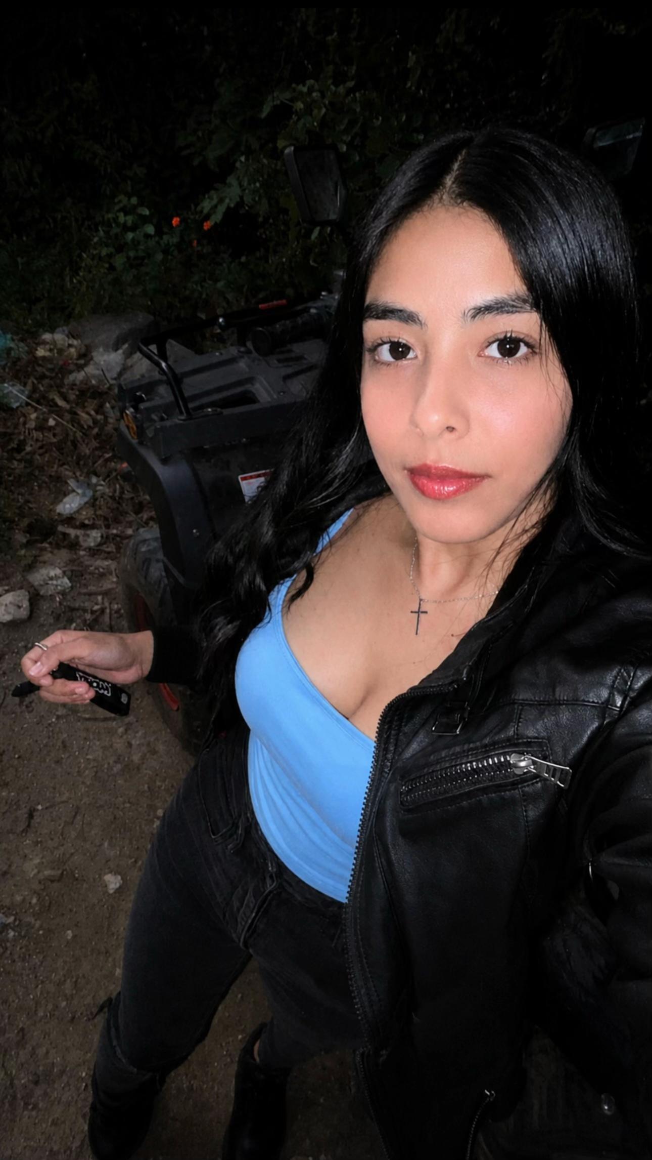 @𝐋𝐮𝐜𝐲🧝🏼&zwj;♀️