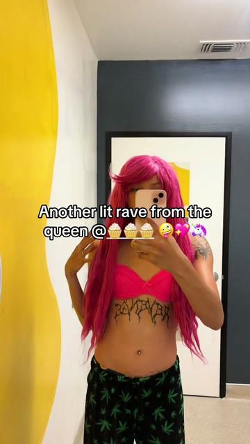 @🧟&zwj;♀️𝔍𝔢𝔞𝔫𝔞𝔢🦄