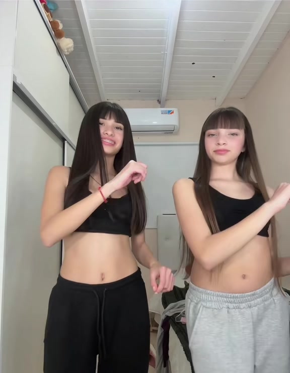 @𝒱𝒶𝓁𝑒𝓃𝓉𝒾𝓃 𝓉𝑒 𝒶𝓂𝑜