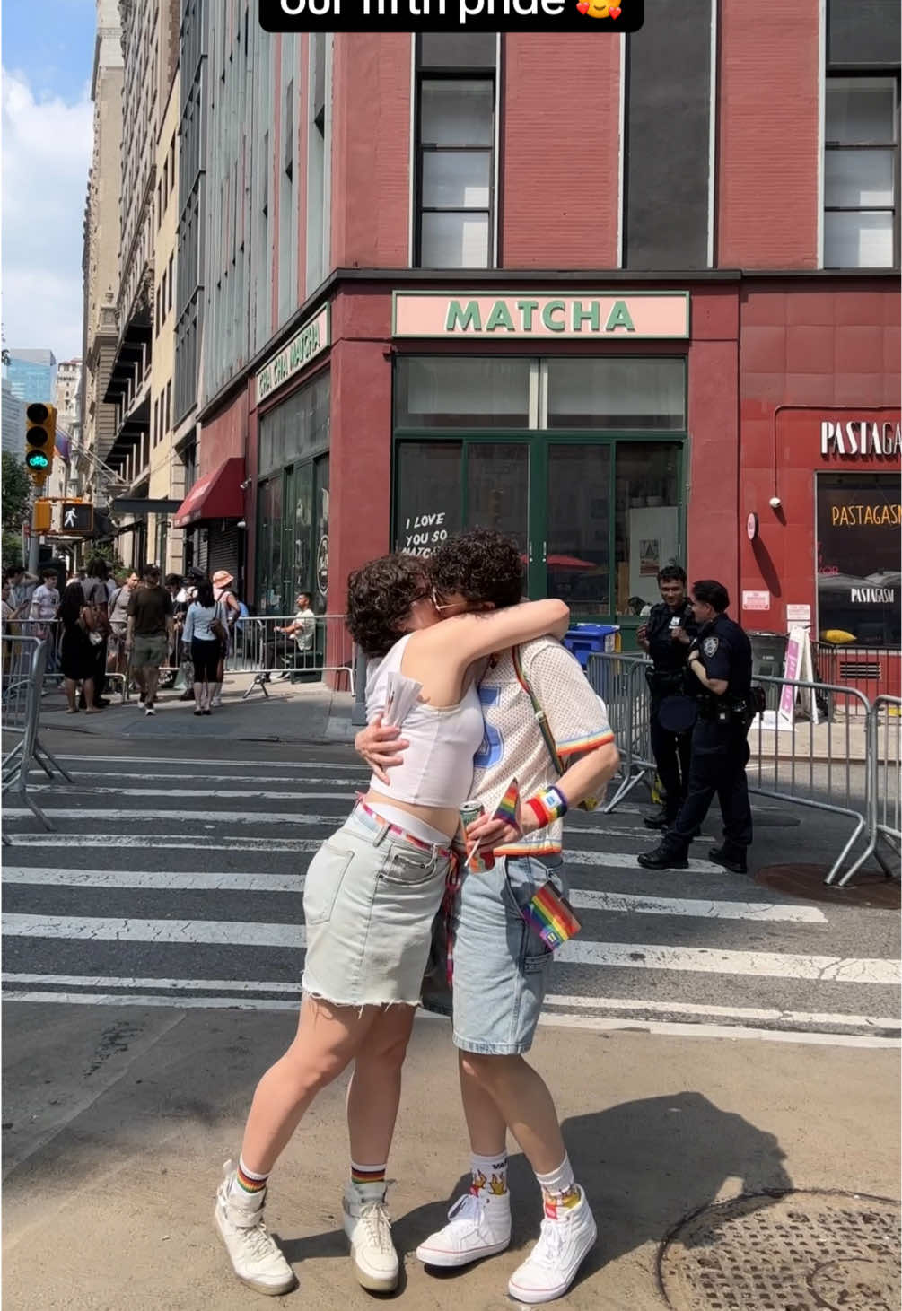 @sophia mitropoulos 🌈