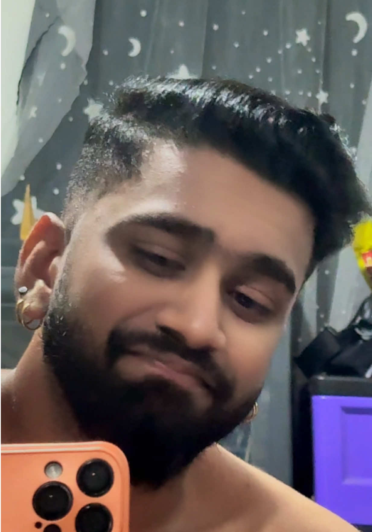 @ShasiVendhan 👑