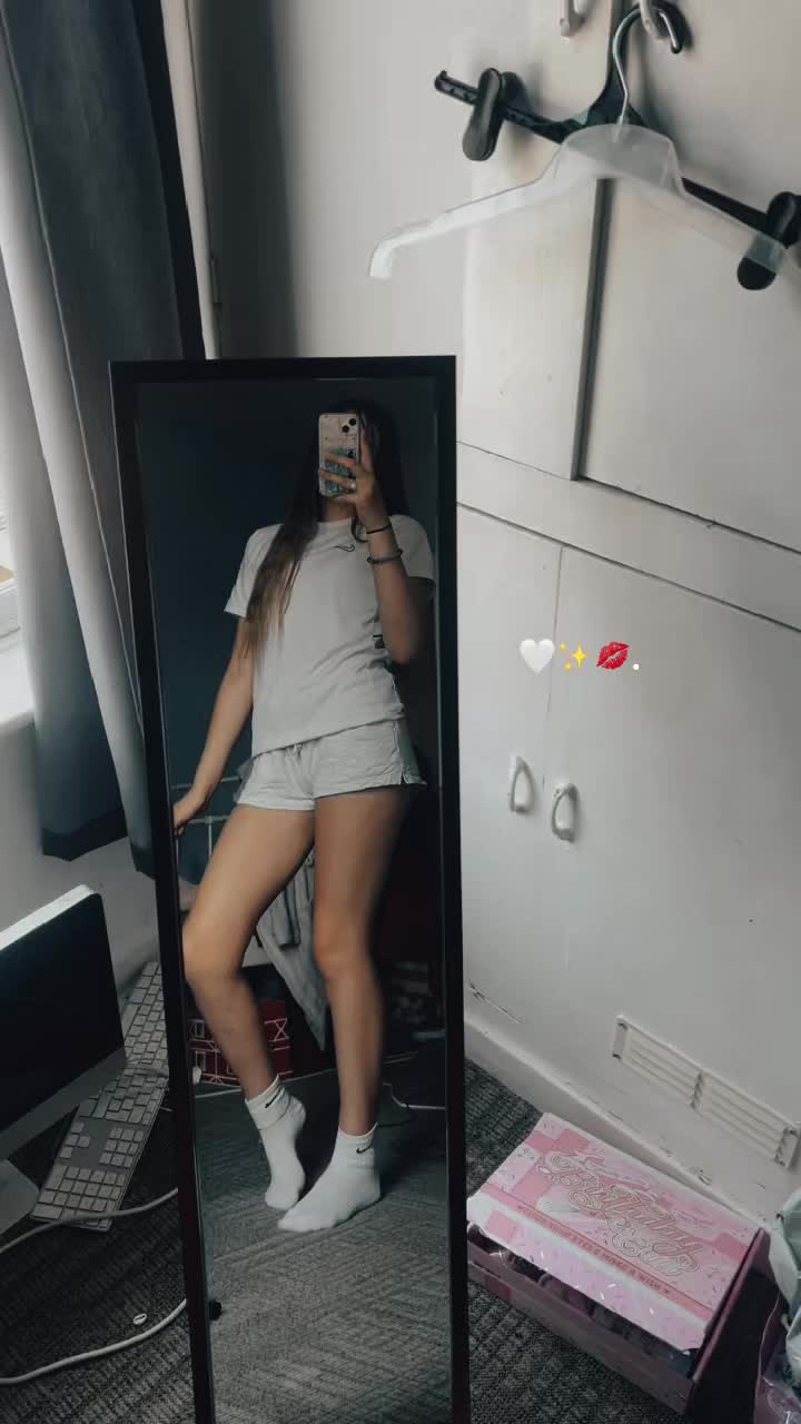 @𝐬𝐮𝐦𝐦𝐞𝐫 ✨🤍.