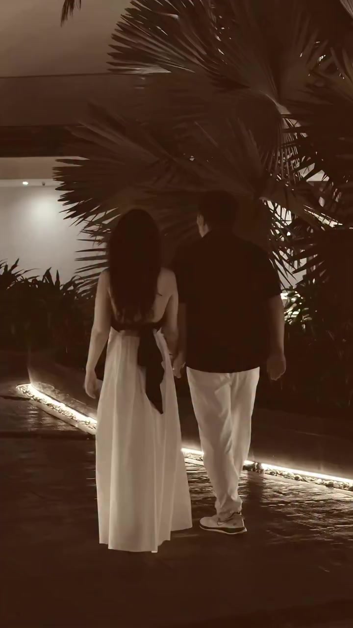 @𝐃𝐢𝐯𝐡𝐚𝐧𝐞.𝐩𝐠