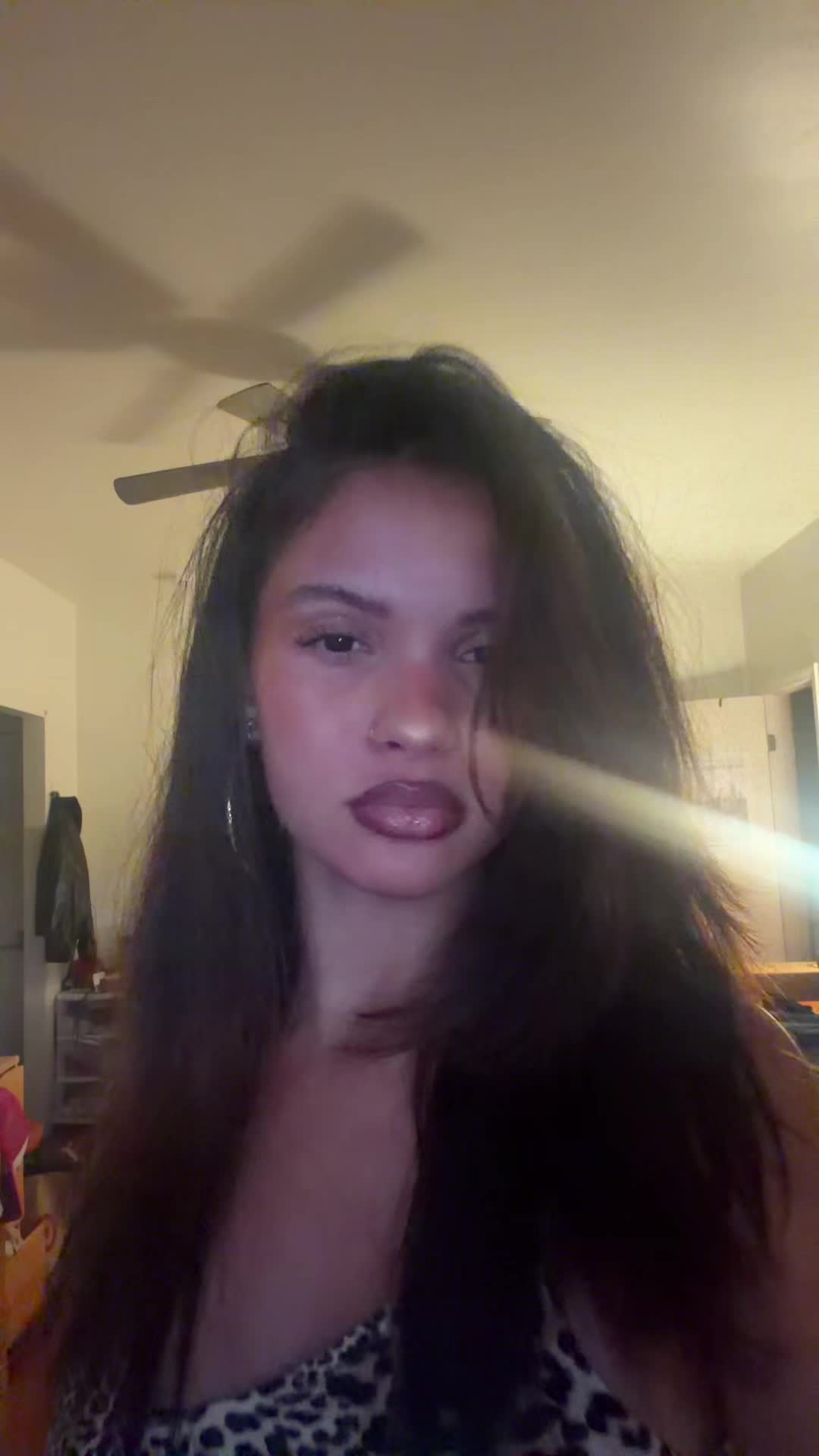 @aneesa
