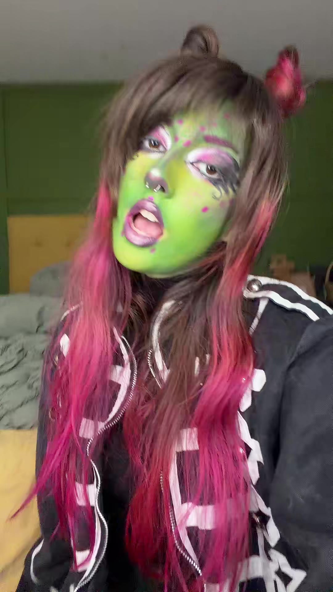 @Em