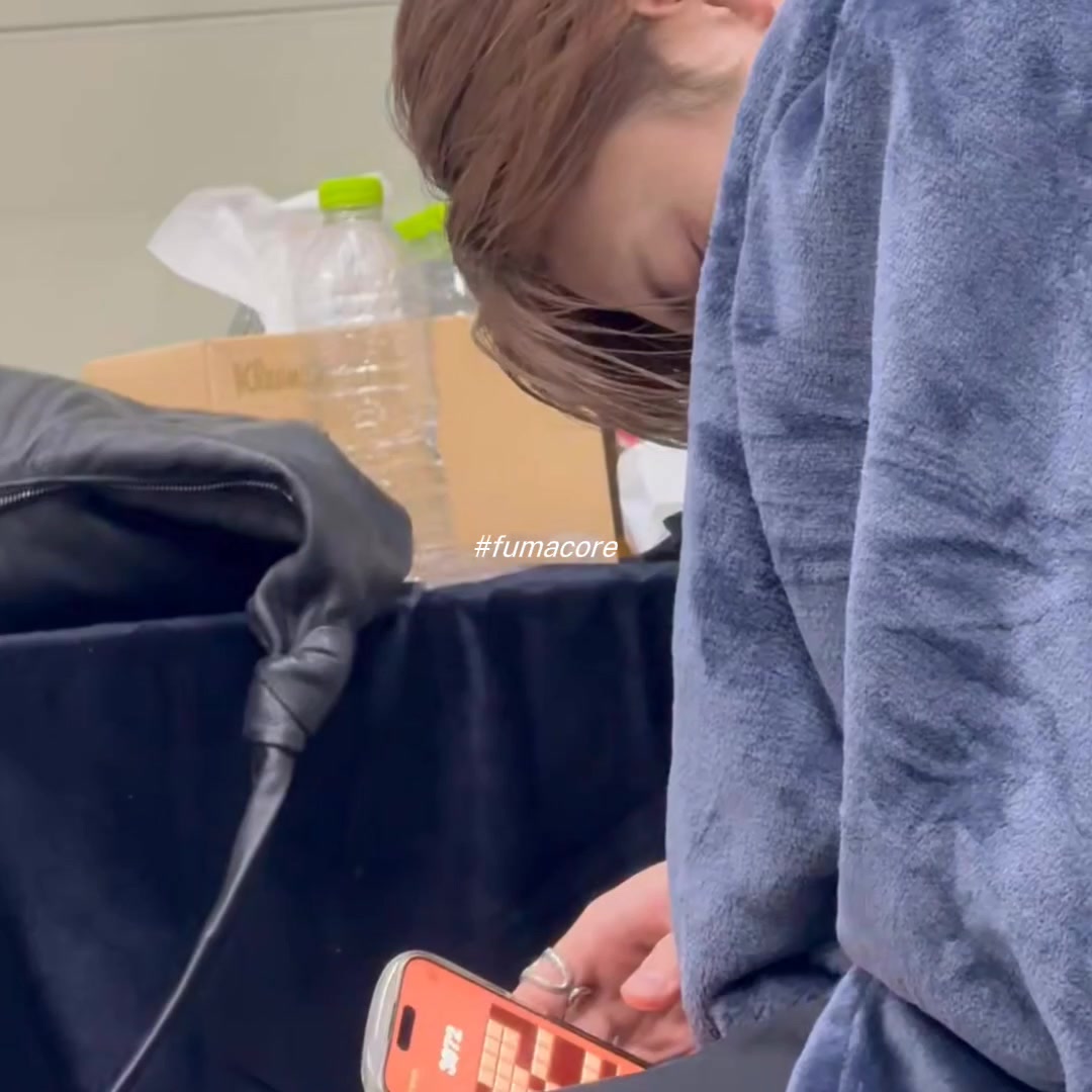 @𓃦★(月)&bull;