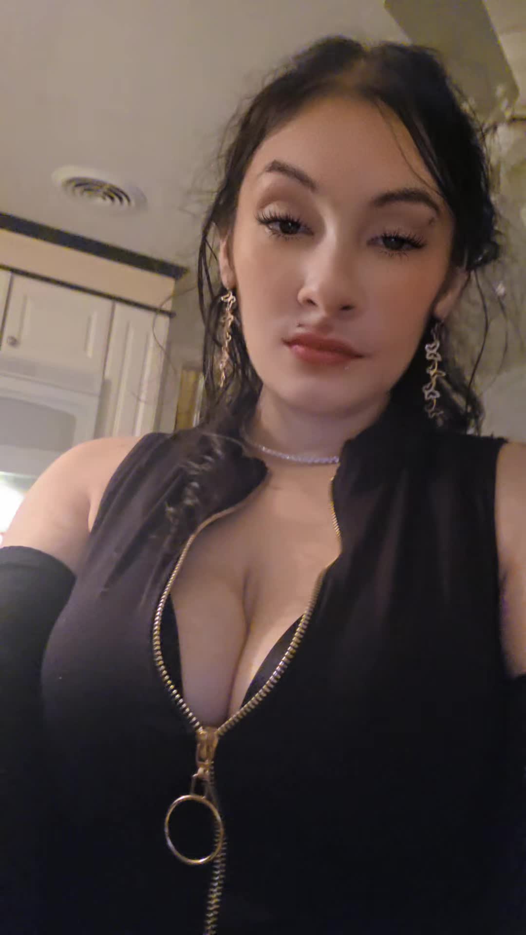 @Michaela Ray