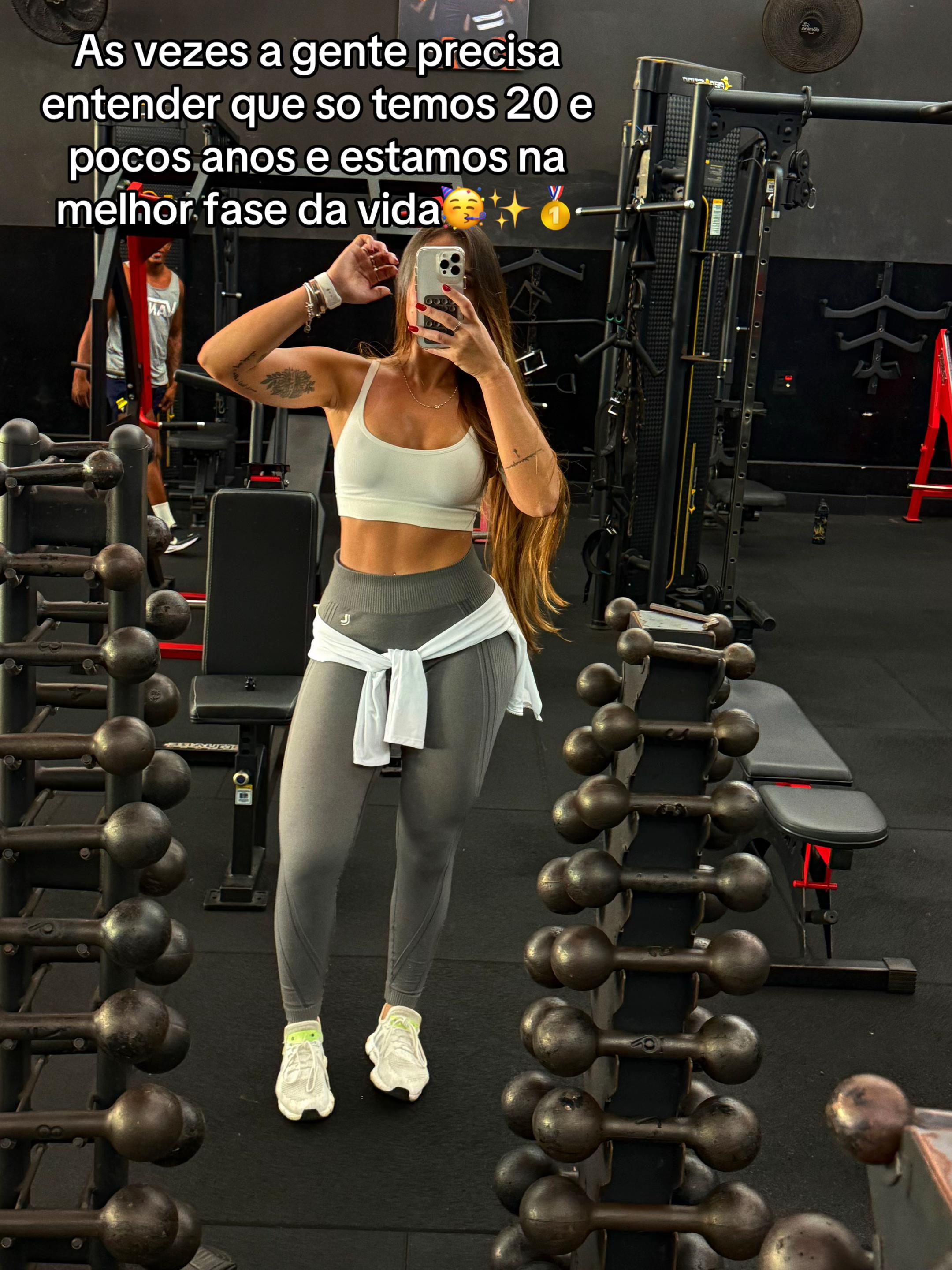 @Karolainy Ramos