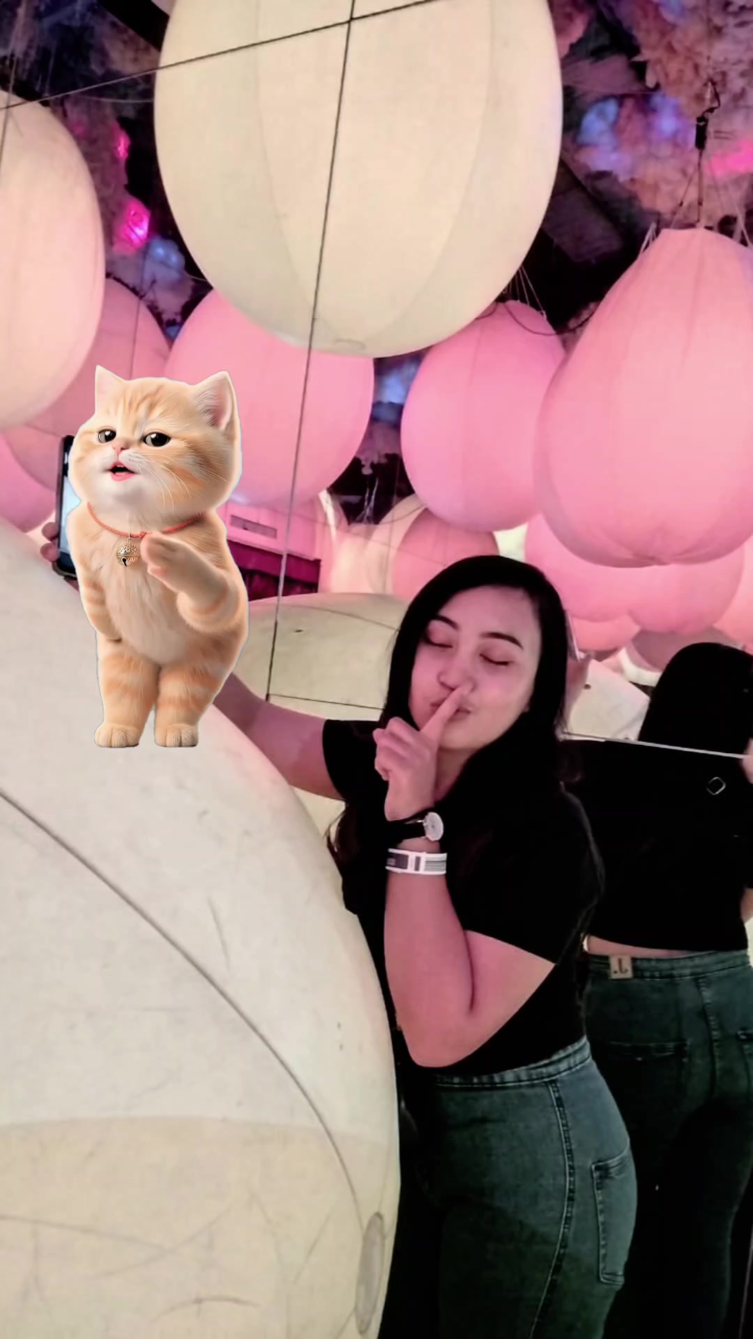 @christiee