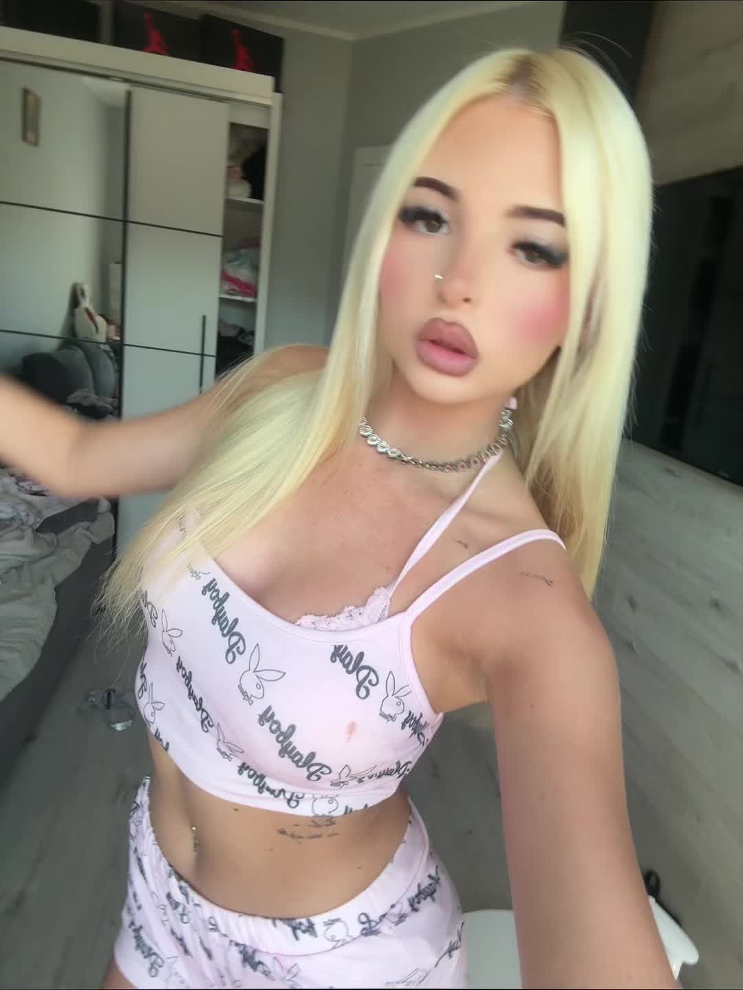 @𝓵𝓮𝓷𝓴𝓪💋