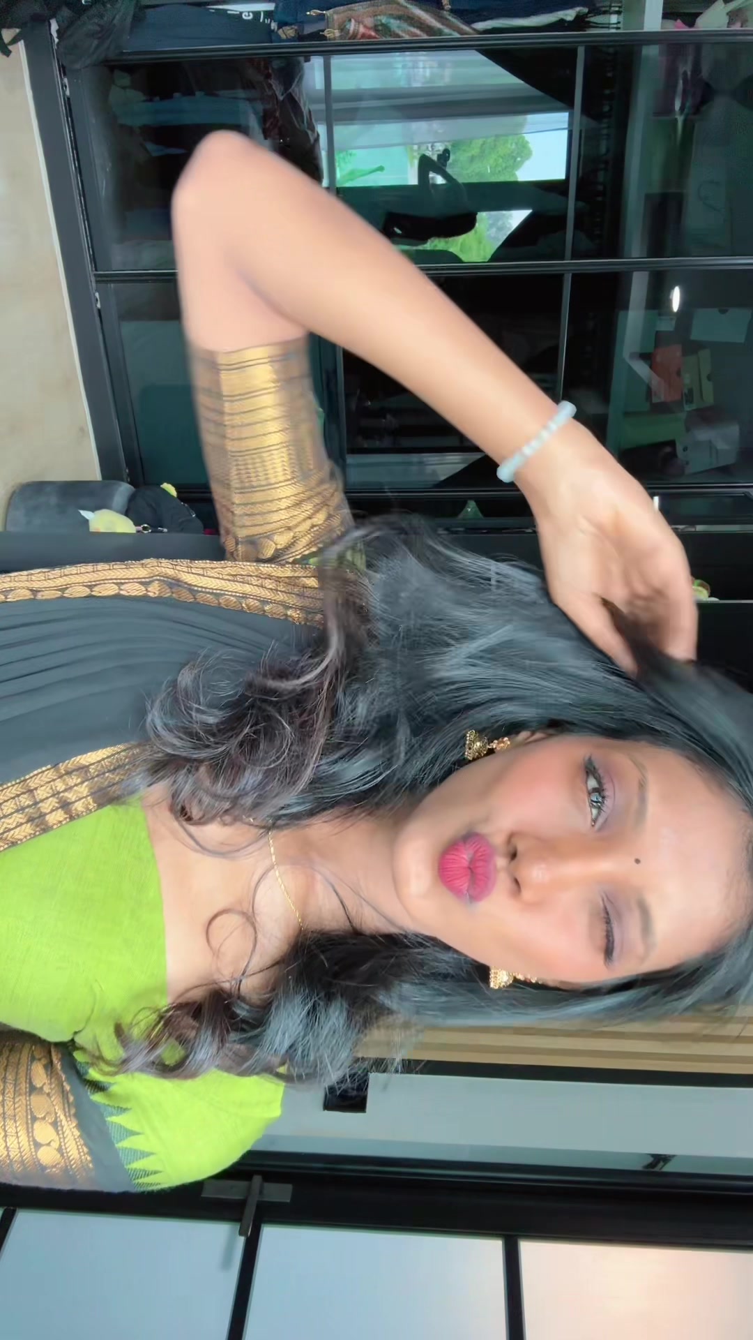 @𝓢𝓾𝓶𝓲𝓽𝓱𝓻𝓪🖤