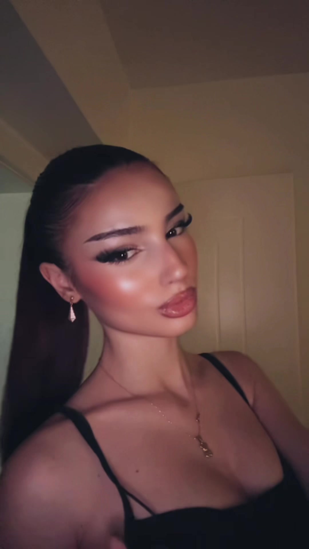 @🪬