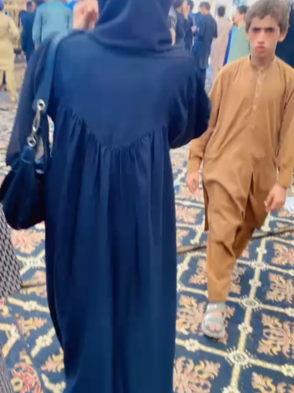 @💞ZAHRA💞