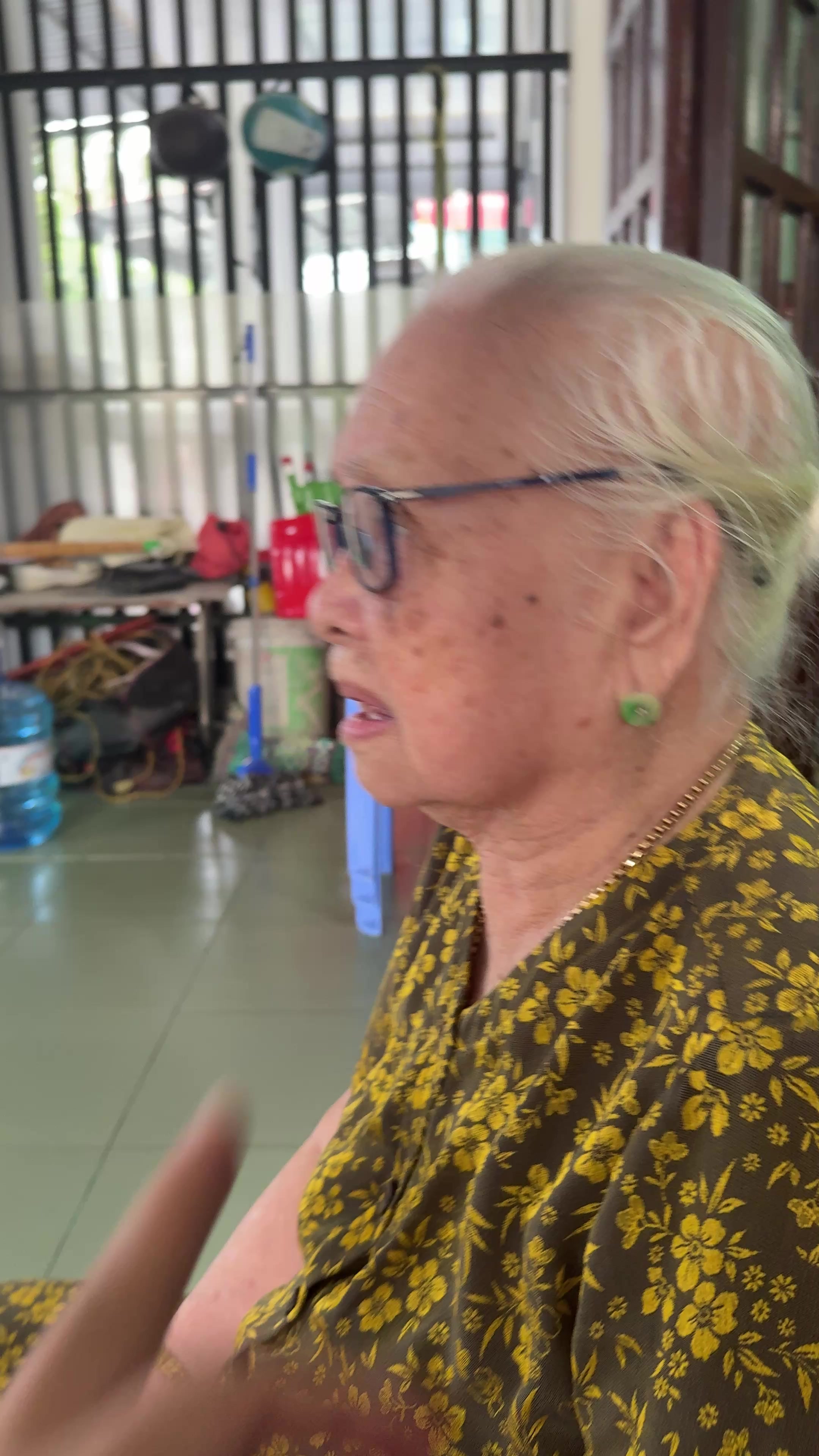 @Nguyễn Hồng Thủy