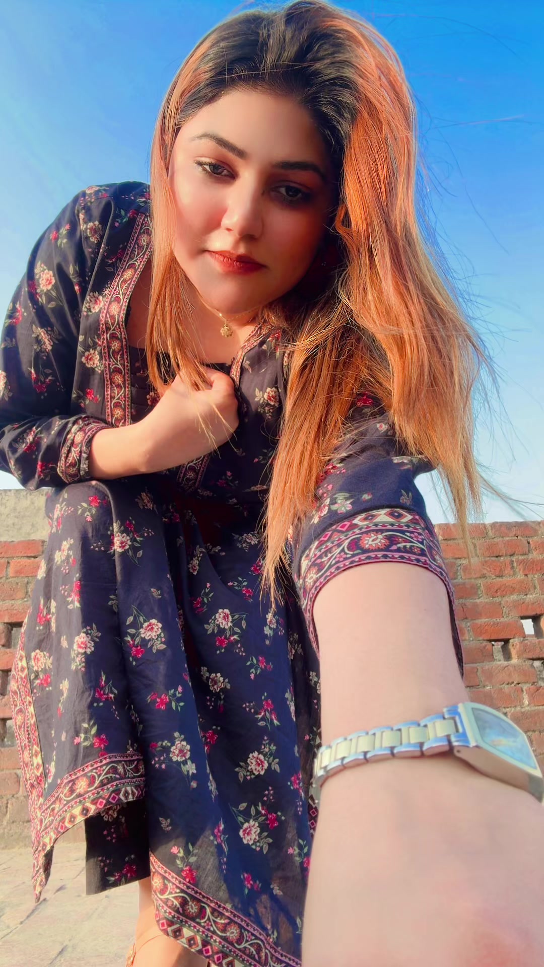 @عاشی&ensp;عظیم🦋
