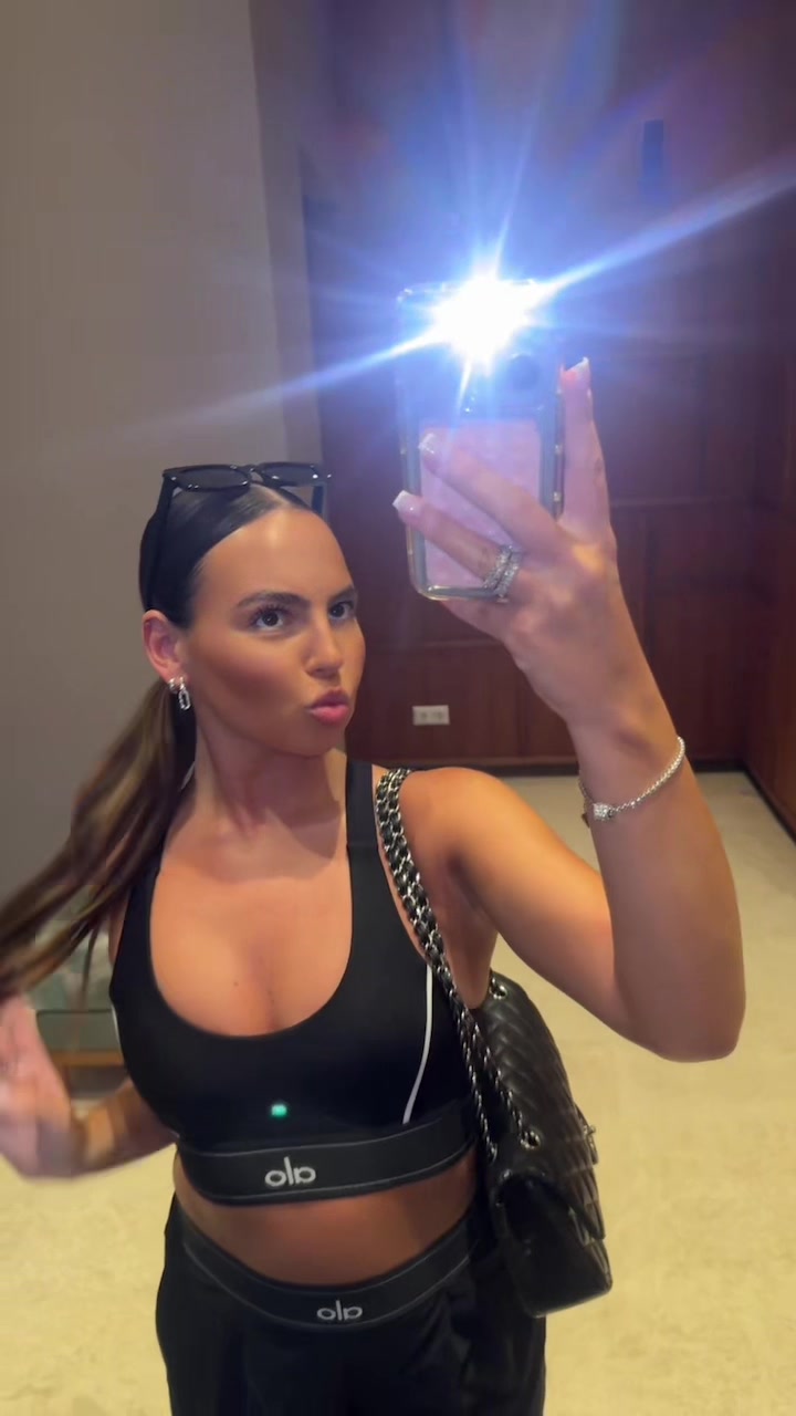 @Lejlona
