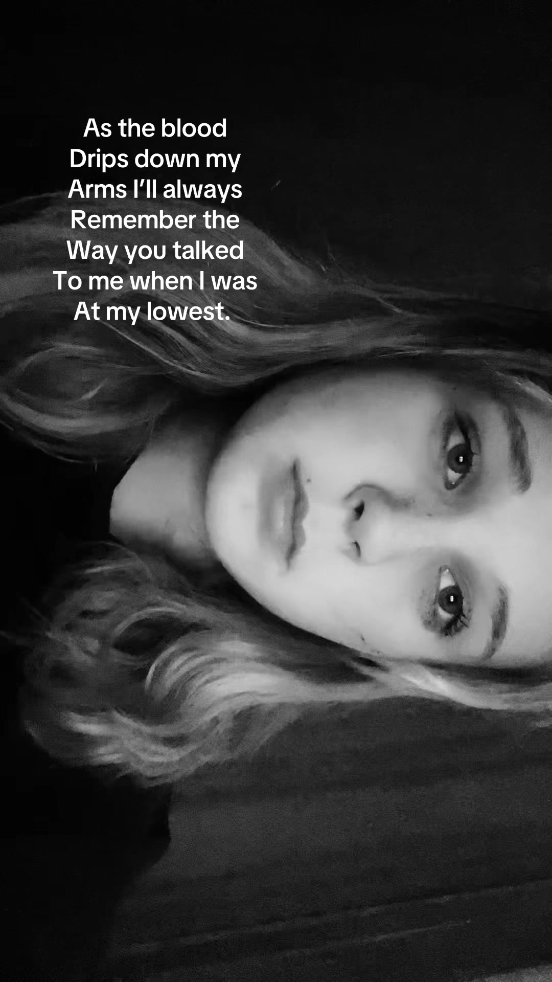 @𝒜𝓃𝓃𝒶